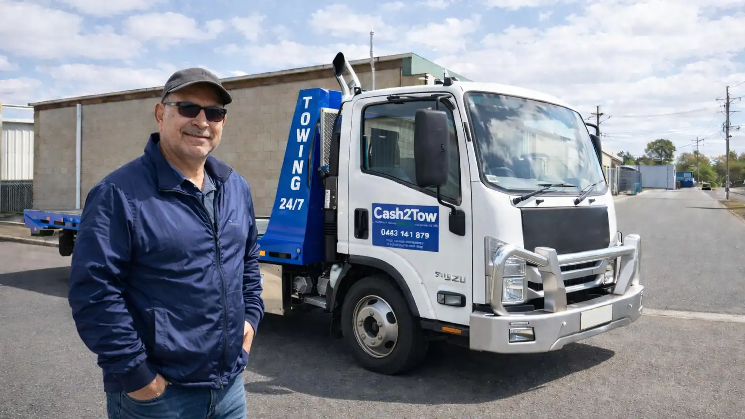 Same-day car removal in Melbourne West: when it’s possible, with a Cash2Tow tilt tray tow truck ready for pickup.